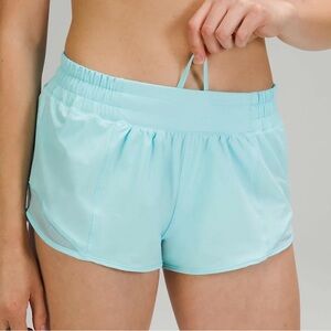 Lululemon Hotty Hot Low-Rise Short 2.5”